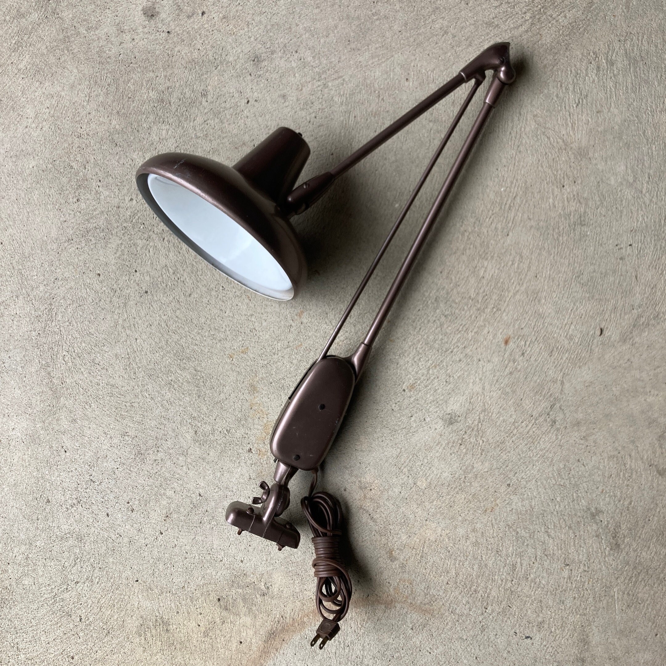 Dazor Floating Fixture Model 2602 Adjustable Metal Task Light