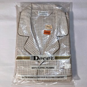 Dover Men&#39;s Flannel Pajamas X-Large Long Sleeve Top with Full Length Bottoms New in Package