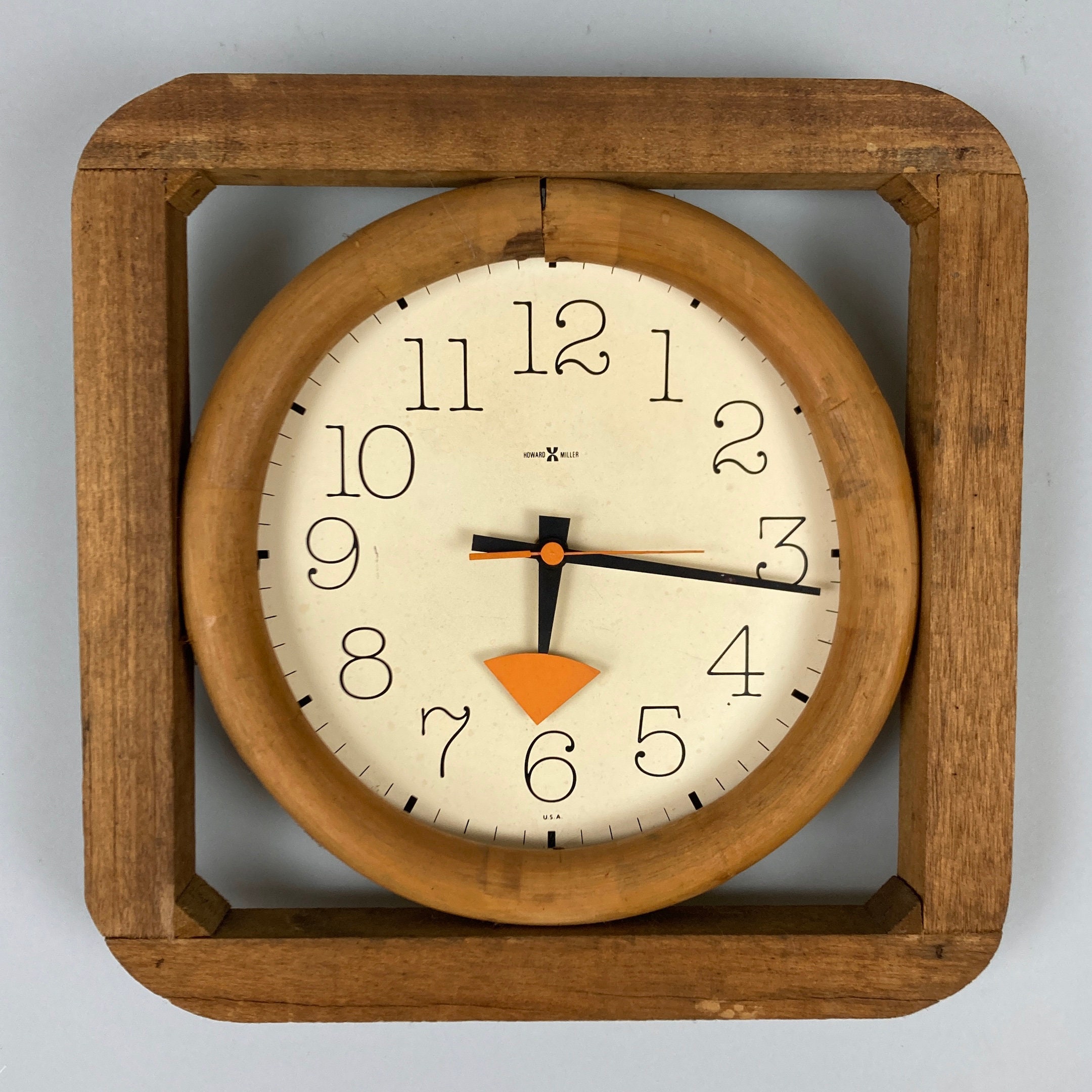 HOWARD MILLER 木製掛時計 Howard Miller Wall Clock Model 622-654 Working as Is - Etsy
