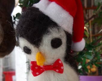 Décoration de Noël feutrée à la main (pingouin)