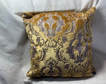 brocade throw pillows