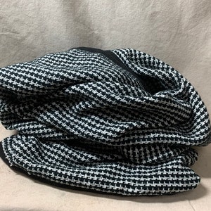 Houndstooth Wool Throw