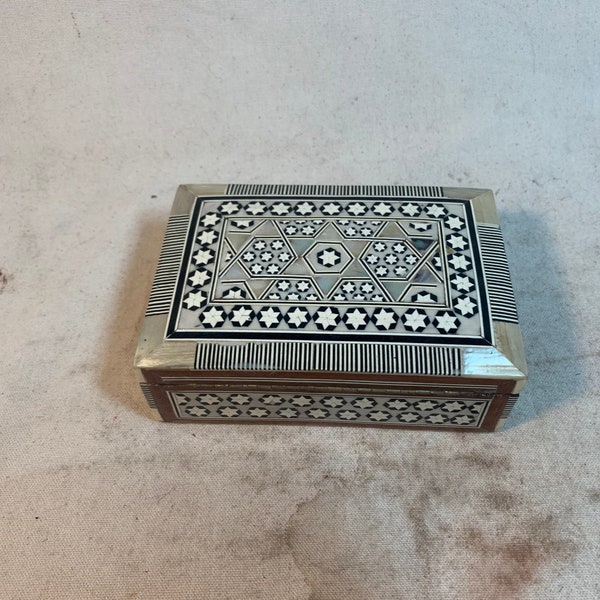 Inlayed Mother of Pearl Box