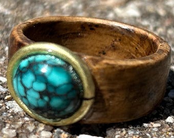 Rustic Oak Whiskey Barrel Ring Turquoise Cabochon Men's Brass Band (Size 10 1/2)