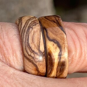 Anillo de madera de olivo de Belén: Joyería sagrada de Tierra Santa imagen 15