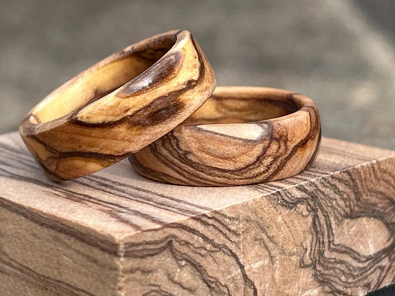 Anillo de madera de olivo de Belén: Joyería sagrada de Tierra Santa imagen 13