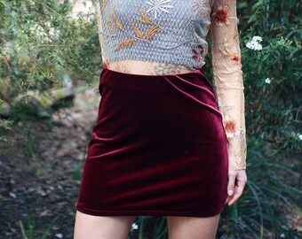 【MODIMOOD】VELVET CANCAN MINI SKIRT Modimode Velvet Cancan Skirt on Bunjang Global Site.
