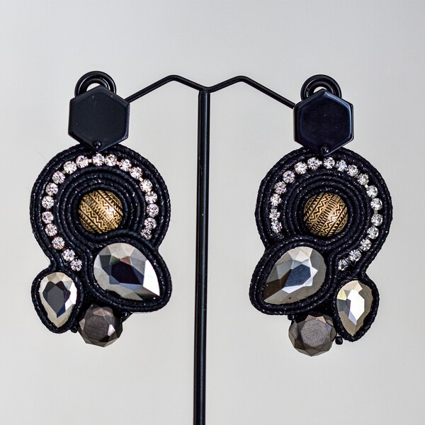 Teardrop Soutache Earrings in Black-Silver ∙ Stylish Boho Accessory ∙ Handmade Art ∙ by nikuske