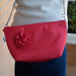 Bolso de fiesta,bolso rojo,bolso de raso,bolso de boda,bolso de boquilla,bolso de cadena,bolsos rojos,bolso cocktail,bolso de flores,cartera