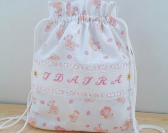 Bolsa con nombre, bolsa de bebe,bolsa pañales,mochila bebe,mochila bordada,bolsa de guarderia,bolsa de colegio,bolsa para ropa,bolsa de tela