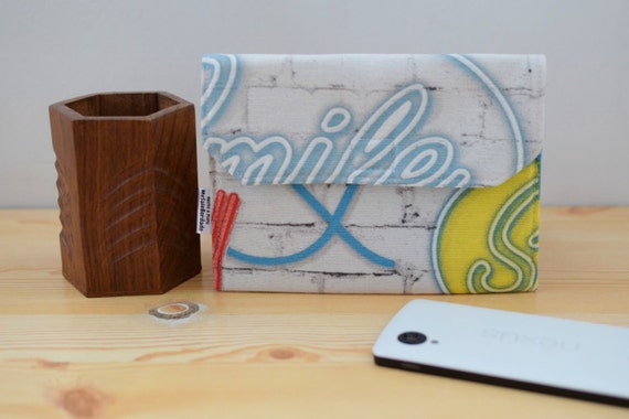 Monedero de tela,monederos de tela,monedero estampado,funda de movil, funda para tabaco,tela estampada,monedero de colores,cartera de chica