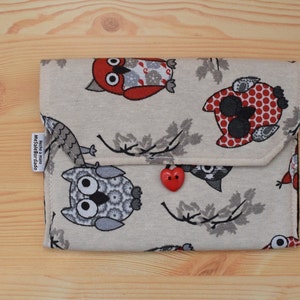 Monedero de buho, monedero con buho, monedero de tela, cartera de tela, cartera de buho, tela de buho, boton de corazon, monedero de buhos