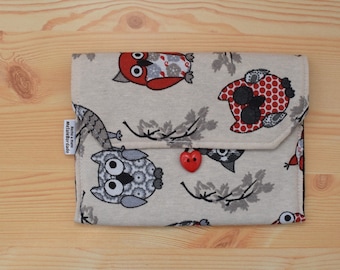 Monedero de buho, monedero con buho, monedero de tela, cartera de tela, cartera de buho, tela de buho, boton de corazon, monedero de buhos