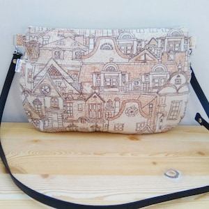 Bolso de tela,bolso estampado,bolso marron,bolso cruzado,bolso marron,bolso cuero,tela estampada,bolso juvenil,bolso de lona,bolso verano