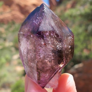 Scettro di cristallo di ametista fumé galattico Light Speed Record Keeper Point con inclusioni di ematite enidro Sedona Vortex Reiki Charged