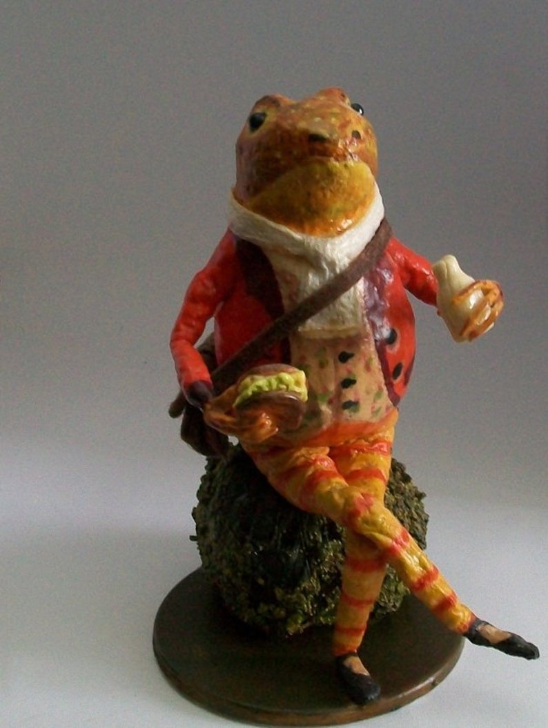 frog and toad dolls