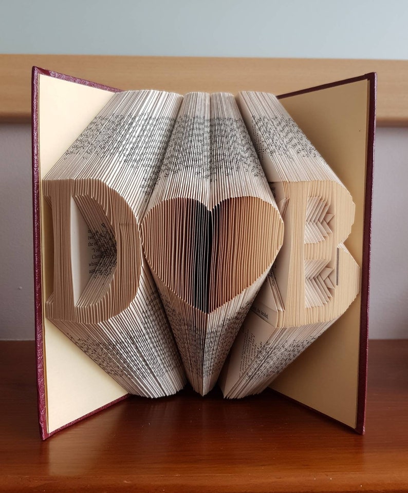 Folded book art, initials with & or heart, paper anniversary gift for wife, first anniversary gift for husband, wedding gift for couple, art Heart/NO spinedetail