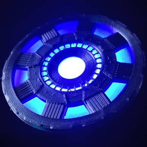 Ironman  arc reactor BLUE, with switch, and Magnet Free Shipping!
