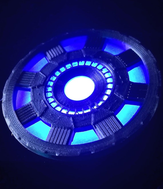 Ironman  arc reactor BLUE, with switch, and Magnet Free Shipping!
