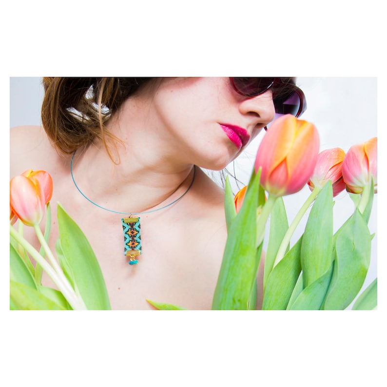 Pendant with chain Colorful Will fill with light and color every outfit you combine with him. hand-woven with ethnic and geometric motifs
