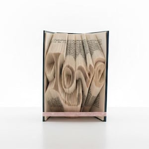 Patrón de plegado de libro «Amor» (letra cursiva elegante) – 312 pliegues – Descarga digital instantánea – Hazlo tú mismo