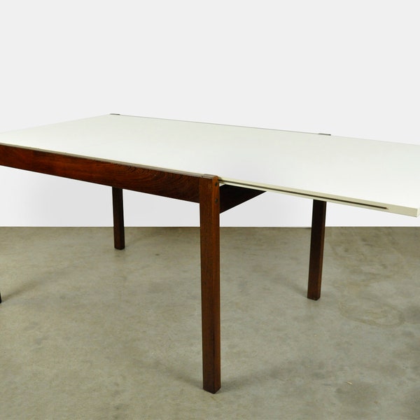 Vintage extendable wenge diningtable 4-6 persons, Japanese serie, by Cees Braakman for Pastoe 1970s