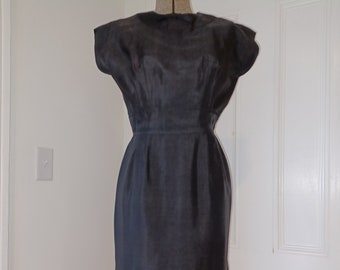 1950s Summer Weight Silk Wiggle Dress