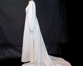 Early 1970s Empire Waist Wedding Gown with Puff Sleeves, Detachable Train (S/M)