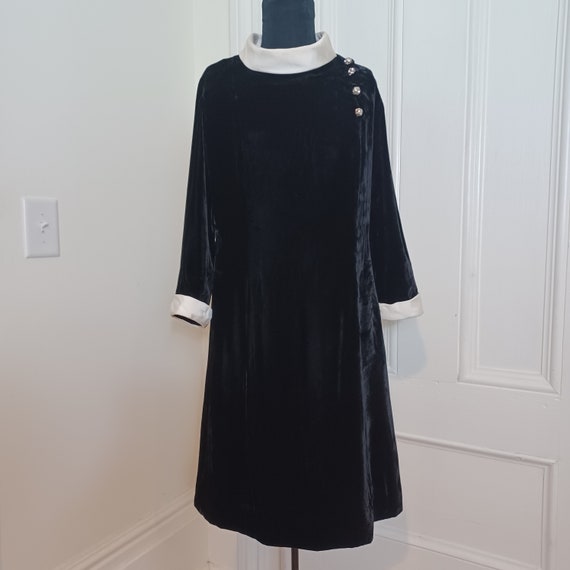 1960s Mod Velvet Shift Dress "R&K Originals" (M) - image 2