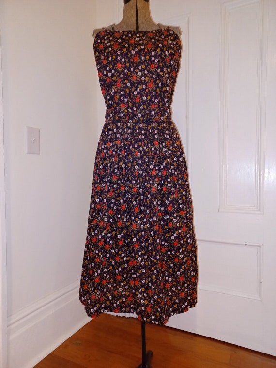 1950s Sun Dress with Spaghetti Straps and Origina… - image 10