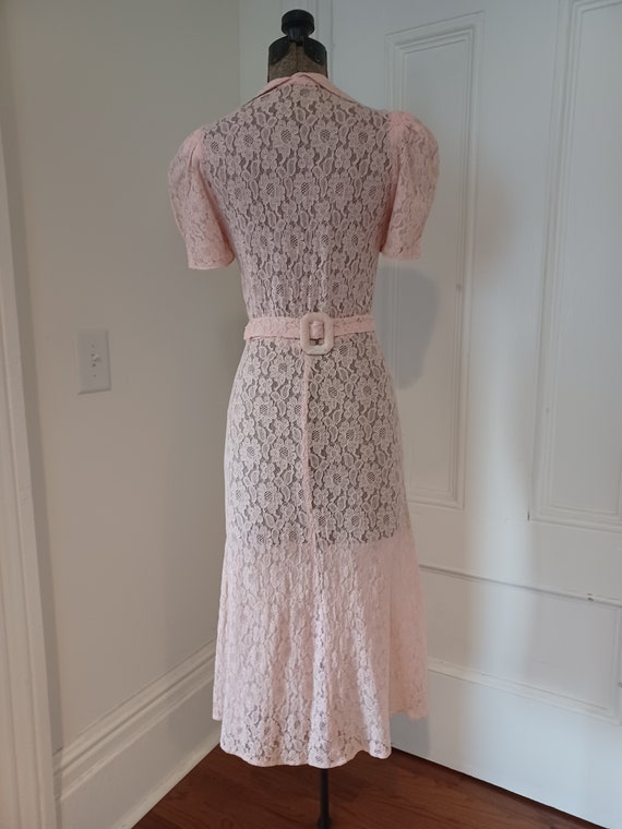 1930s Pink Lace Dress with Fabric Covered Buttons… - image 4