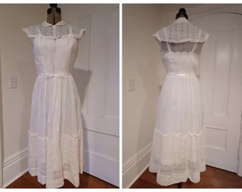 Late 40s / Early 50s Sheer Lacy White Day Dress "Saba of California"