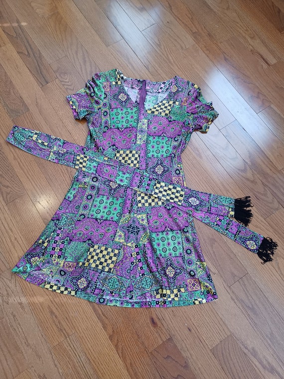 1970s Groovy Psychedelic Mini Dress with Original… - image 5