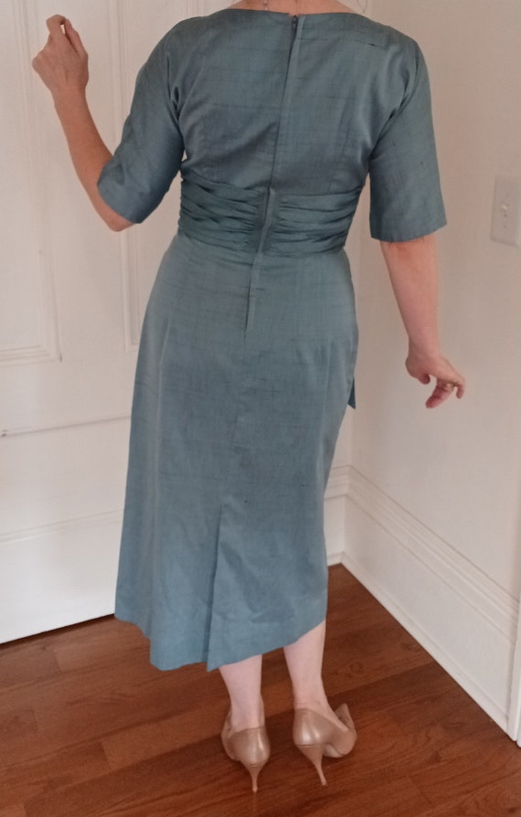 1950s Steel Blue Silk Wiggle Dress with Cummerbun… - image 2