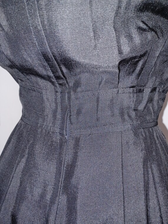 1950s Summer Weight Silk Wiggle Dress - image 6