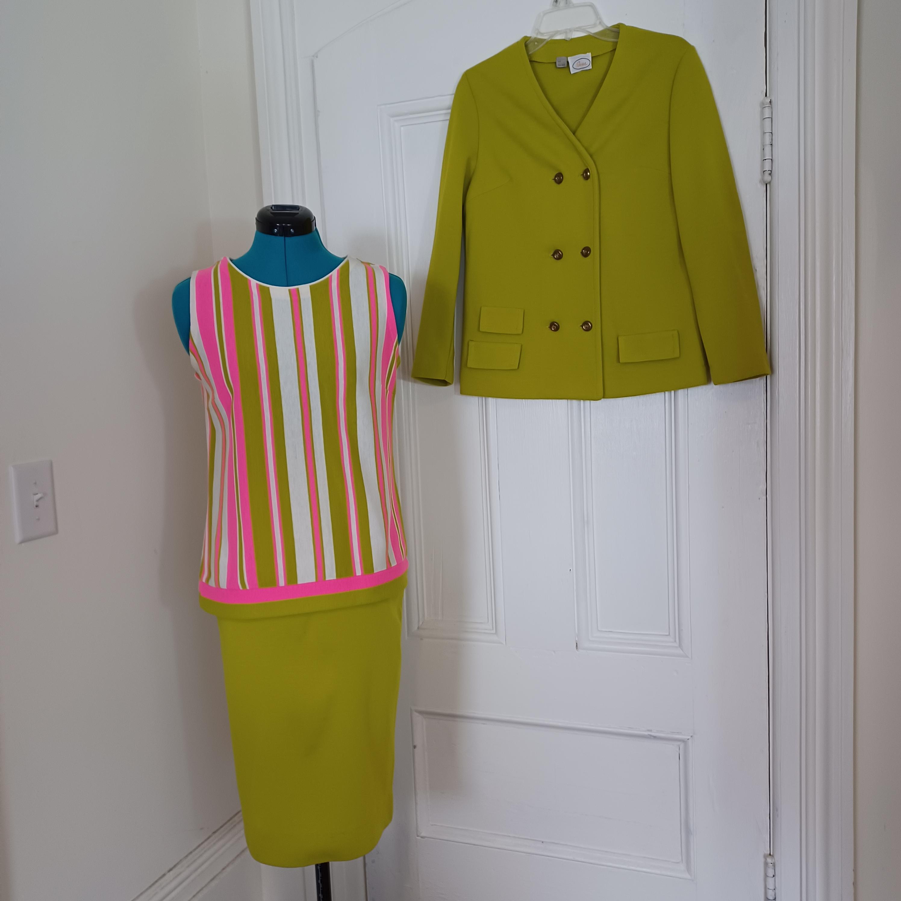 1960s Women's Skirt Suit in Bold Neon Knit - "Russ" (M)