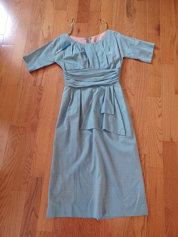 1950s Steel Blue Silk Wiggle Dress with Cummerbun… - image 3