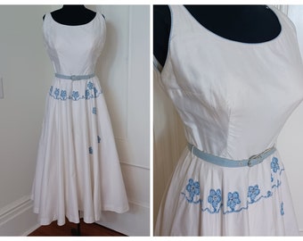 1950s Circle Skirt Sundress with Appliques, Beads, Rhinestones (S/M)