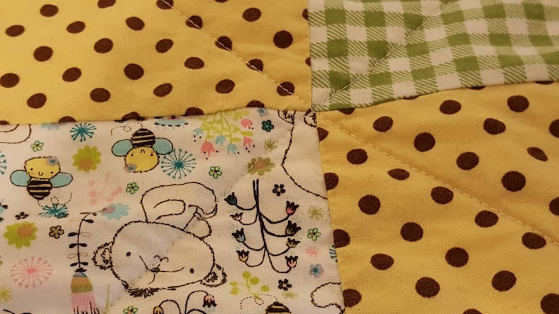 Minky baby quilt-polka dot minky-unique baby gift-newborn Baby quilt-honey bees and bears baby quilt-polka dot quilt-shower gift-Ready to go