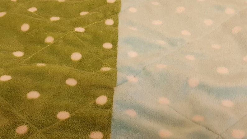 Minky baby quilt-polka dot minky-unique baby gift-newborn Baby quilt-honey bees and bears baby quilt-polka dot quilt-shower gift-Ready to go