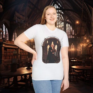 Dramione: Shakespeare, What If They Were Romeo and Juliet Unisex Graphic Tee | Przytulna koszulka Fanfic dla miłośników książek i fanów romantycznej fantasy