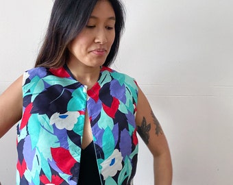 vintage top, blouse,vest,bolero in genuine raw printed silk from the 70s