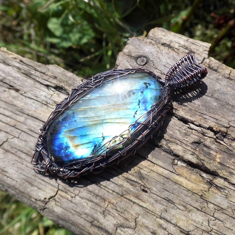Blue Labradorite Large Rainbow Labradorite Pendant Necklace Rainbow crystal Bohemian jewelry Summer jewelry Wiccan Gold labradorite