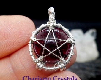 Pagan Garnet pentacle pendant necklace, pentagram necklace, Garnet jewelry, wiccan jewellery, pagan jewelry, Witch gift,