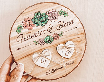 Portafedi in legno personalizzato,  cactus e piante grasse, fetta di legno portafedi, incisione pirografo, fatto a mano, matrimonio, nozze