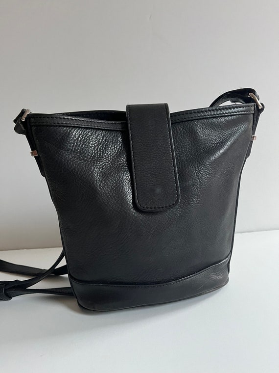 WAREHOUSE Handbag Purse Black Leather Crossbody M… - image 1