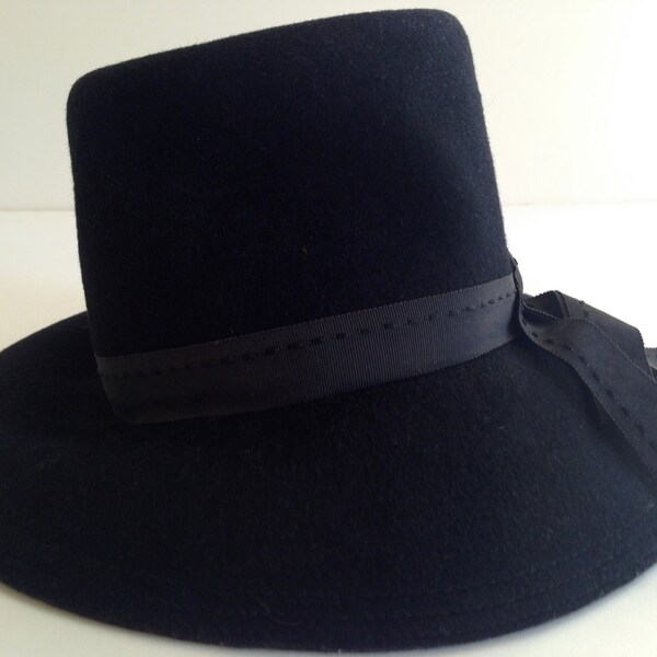 NEUMANN-ENDLER-Wollhut | Schwarz mit breiten Felge | Seitliche Bogen | 1950er Jahre