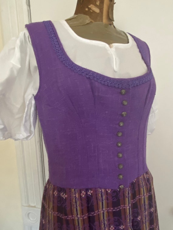DIRNDL Dress White Blouse Purple Body Two Pieces V
