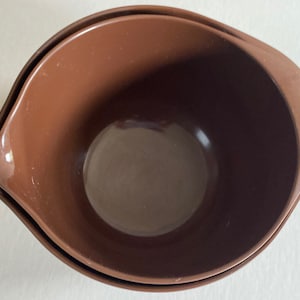 1970s ROSTI Mepal-Service Bowl Brown Melamine Mixing Bowl Set of Two Made in Denmark 2 & 2 1/2 Liters Vintage Kitchen