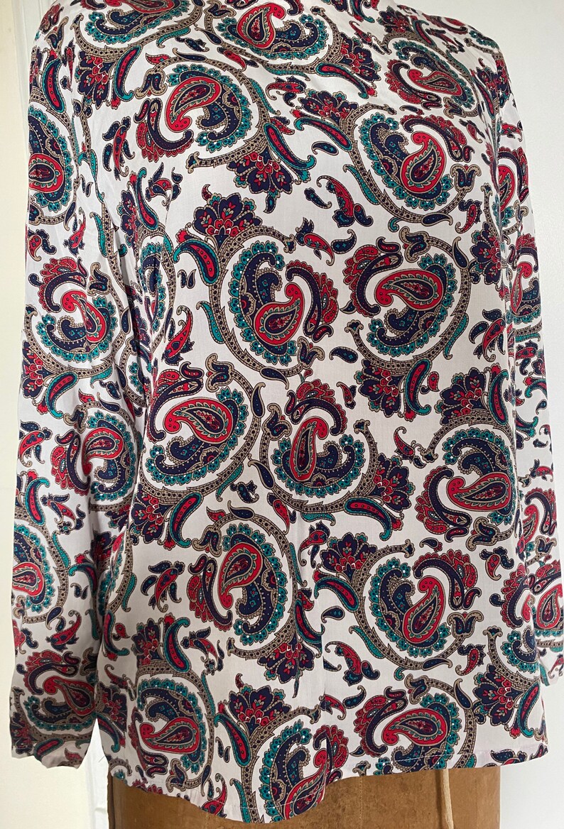 Bank Size 8 Medium Small Padded Shoulders Vintage 1980s PAISELY Pattern Blouse Joseph A
